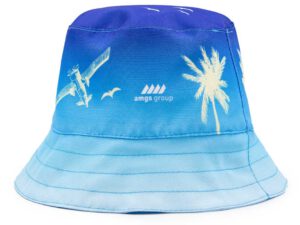 Kapelusz bucket hat z pełnokolorowym nadrukiem sublimacyjnym – personalizowany gadżet reklamowy od AMGS Group.