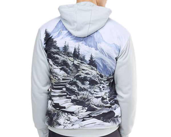 Back of the men’s thermoactive hoodie with logo and hood – striking print. Choose this model from the AMGS Group collection and embrace outdoor functionality in style!